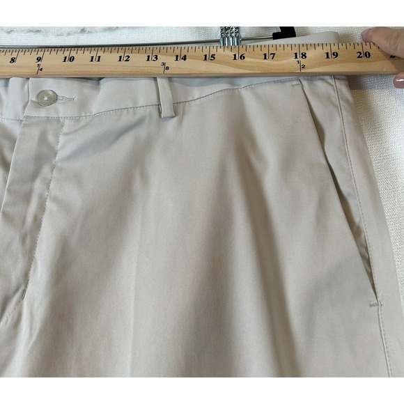 Nike Dri-Fit Golf Pants Mens 40x32 Khaki Flat Front Performance Stretch Chino - Picture 4 of 8